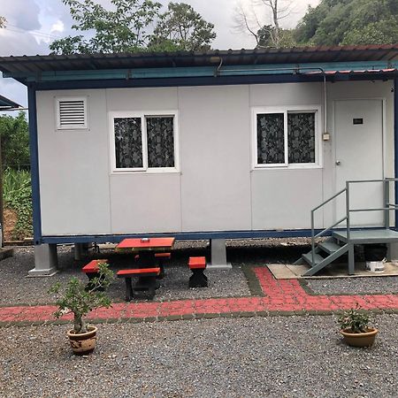 Guest House Gua Kelam Kaki Bukit Eksteriør bilde