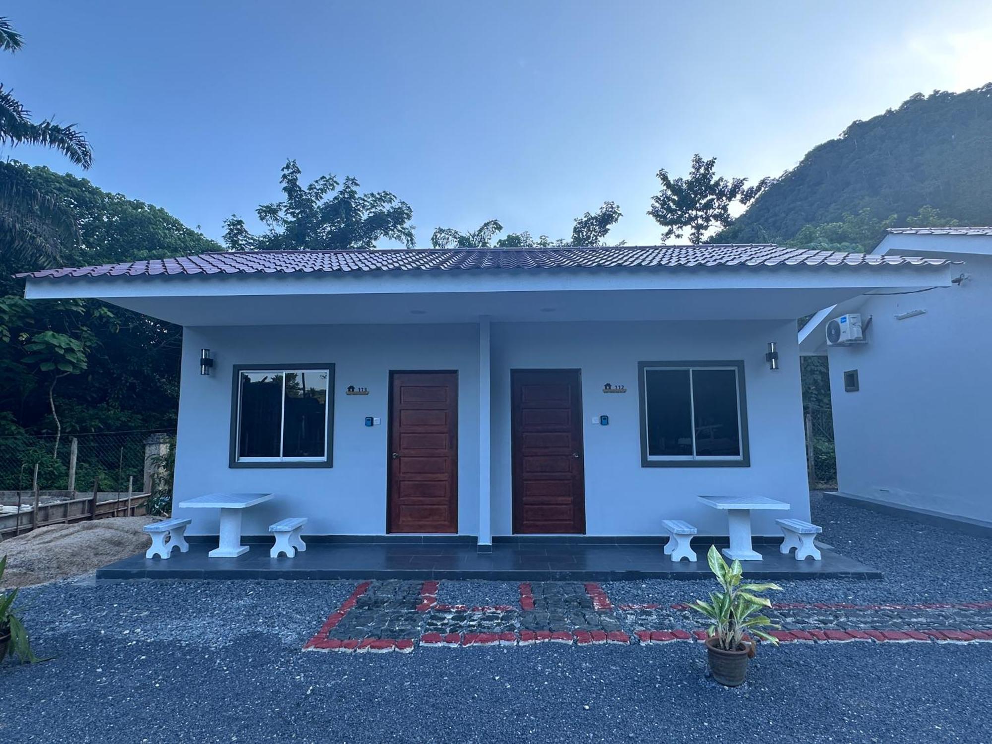 Guest House Gua Kelam Kaki Bukit Eksteriør bilde